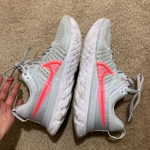 Nike womens 6.5